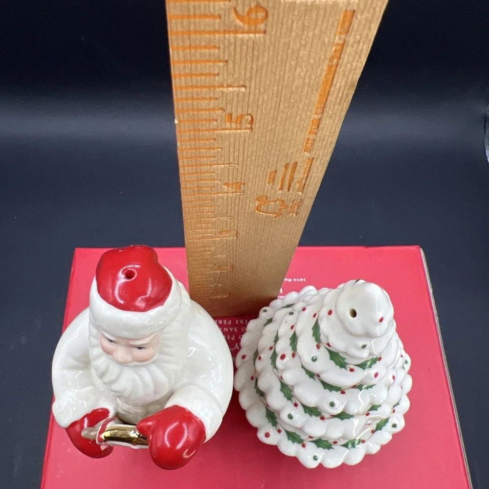 Lenox American By Design  HOLIDAY  Santa & Tree Salt and Pepper Shakers - NIB
